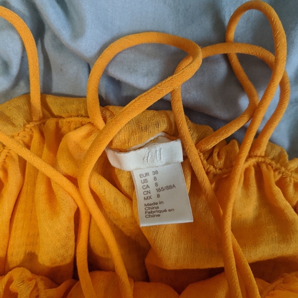 Sunflower yellow flowy halter - Picture 2 of 2